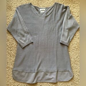 Van Heusen Size M long tunic- like top - grey